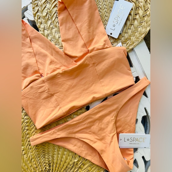 🫧🌸 L*SPACE 🌸🫧 PARKER CAMACHO BIKINI SWIM 2 PIECE SET - Picture 1 of 10